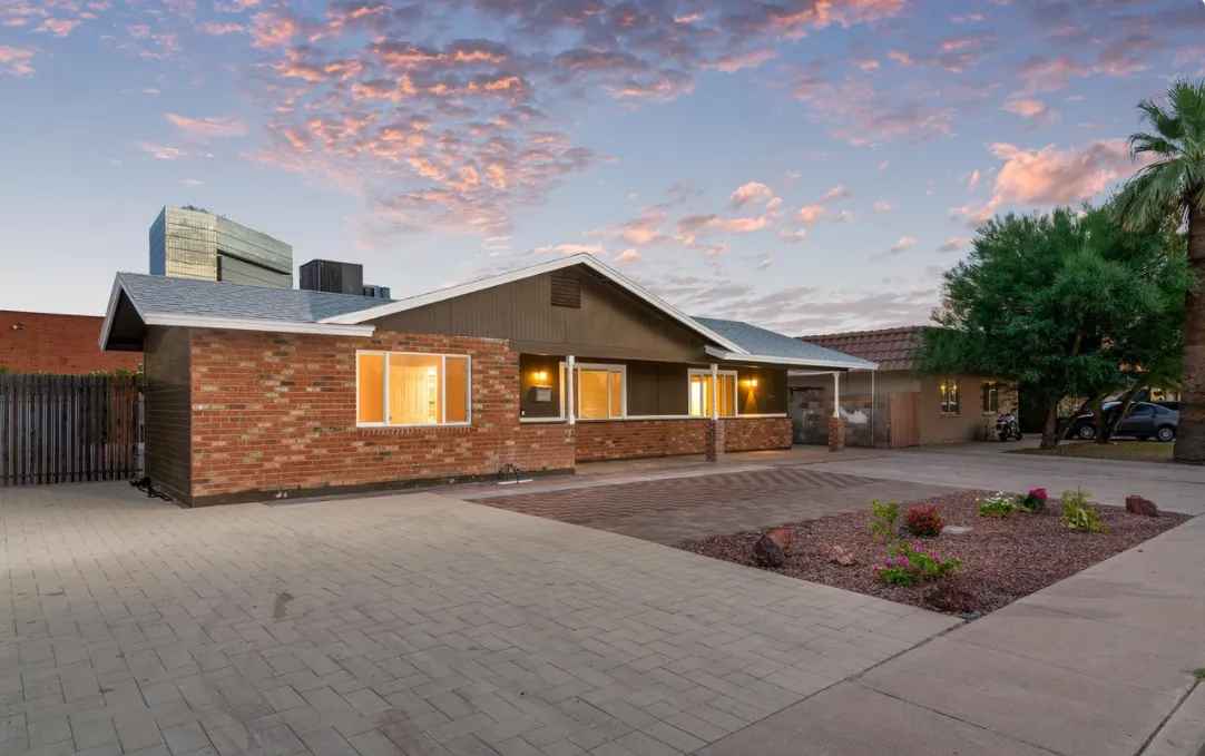 Cozy Private Room in Mesa - All-Inclusive Living 1