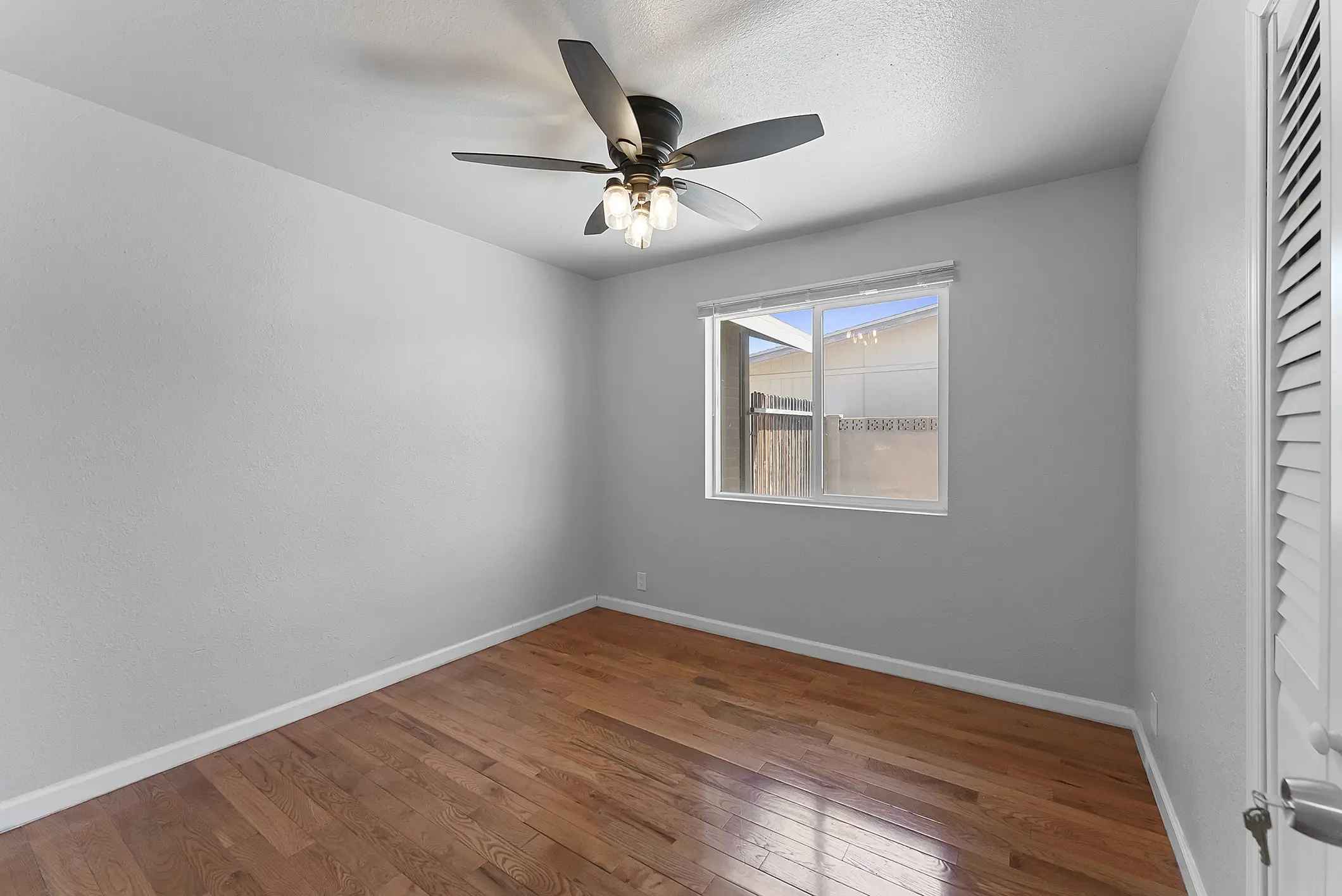 Cozy Private Room in Mesa - All-Inclusive Living 5