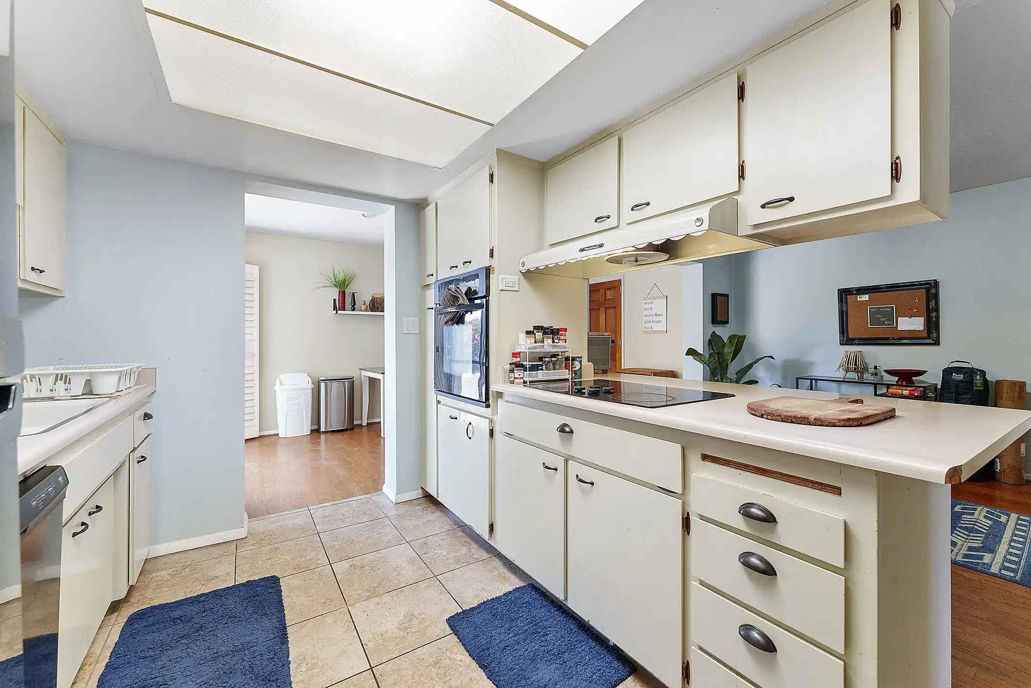 1155 East Geneva Drive 5