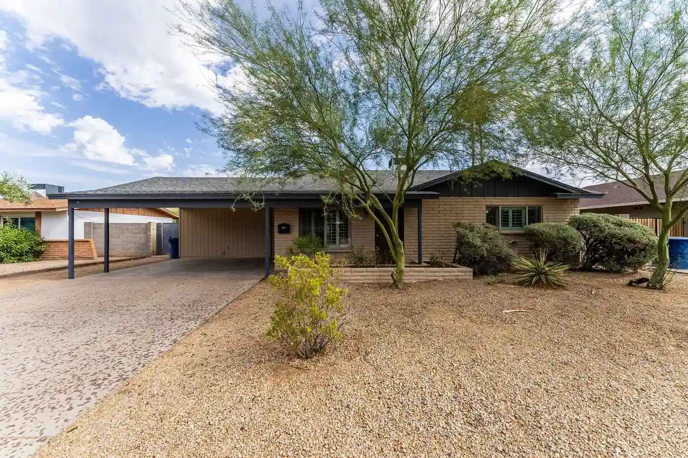 2080 East Greenway Drive 5