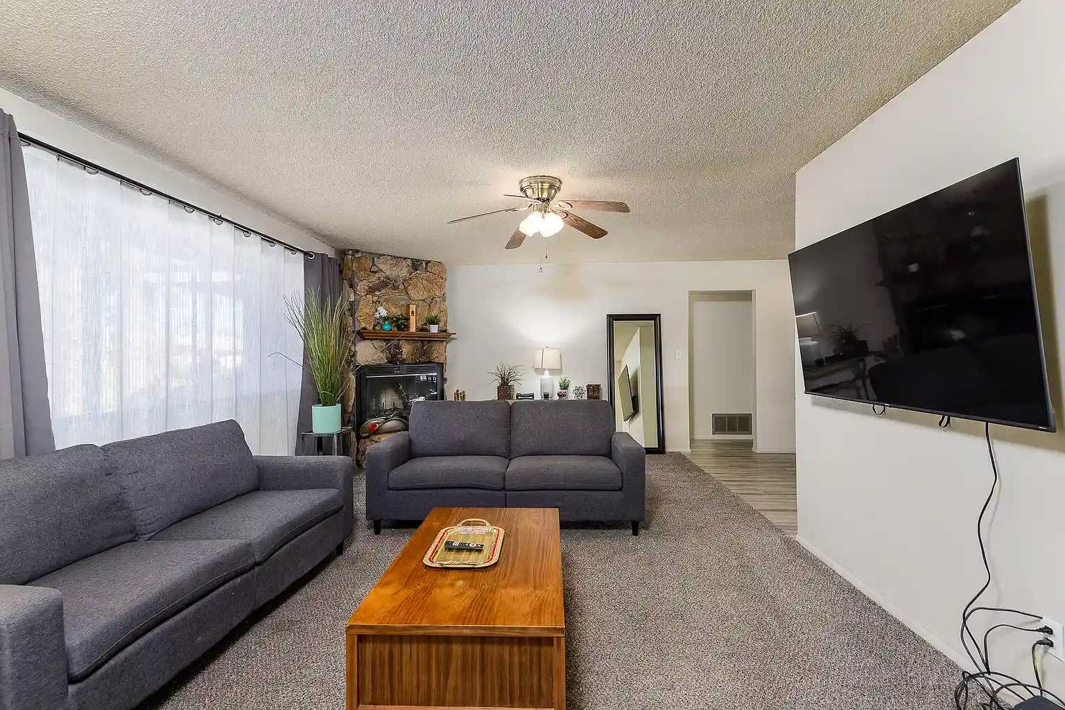 Spacious Room in Prime Tempe Location - Move-in Ready!