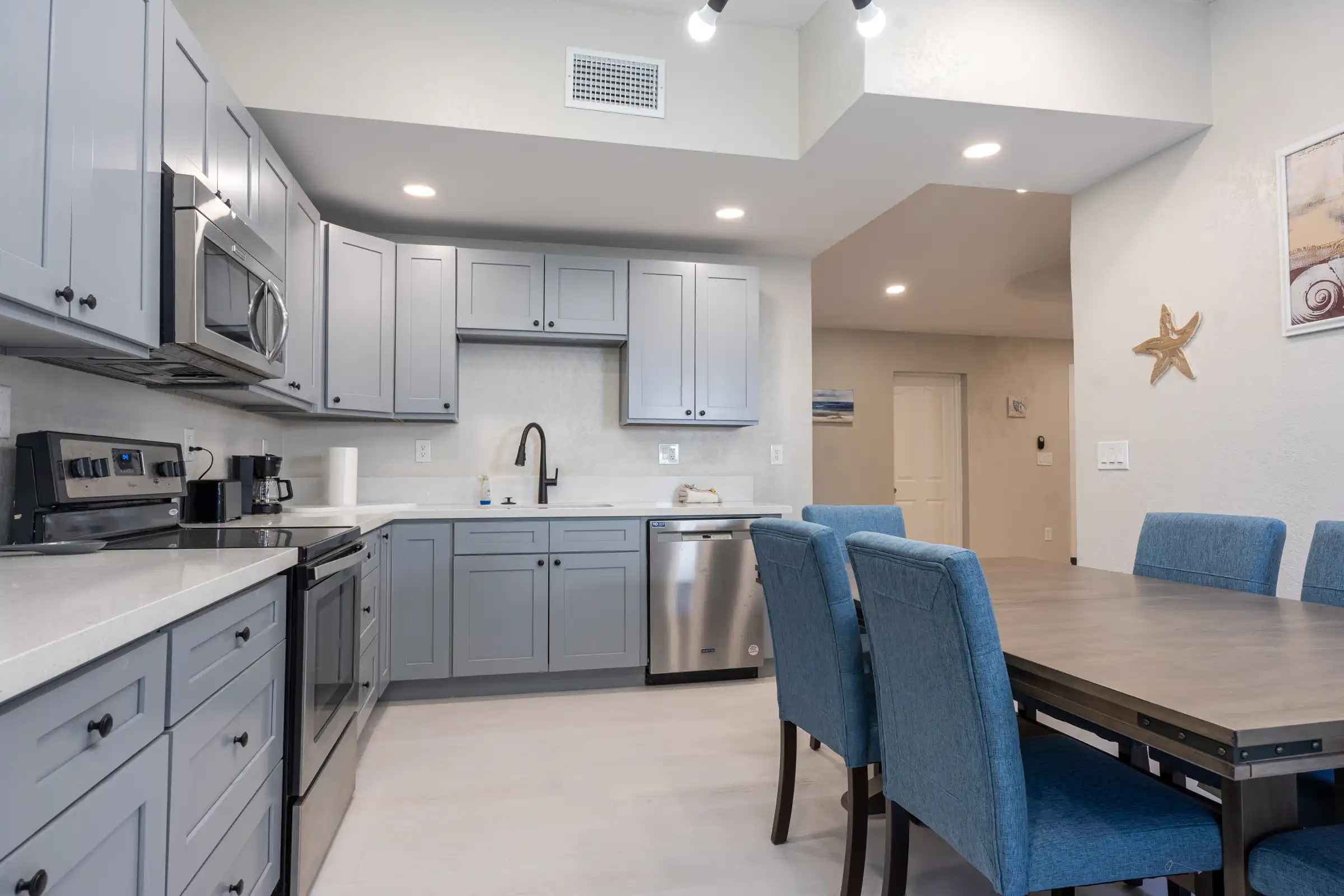 Room for Rent Near Downtown Mesa 4