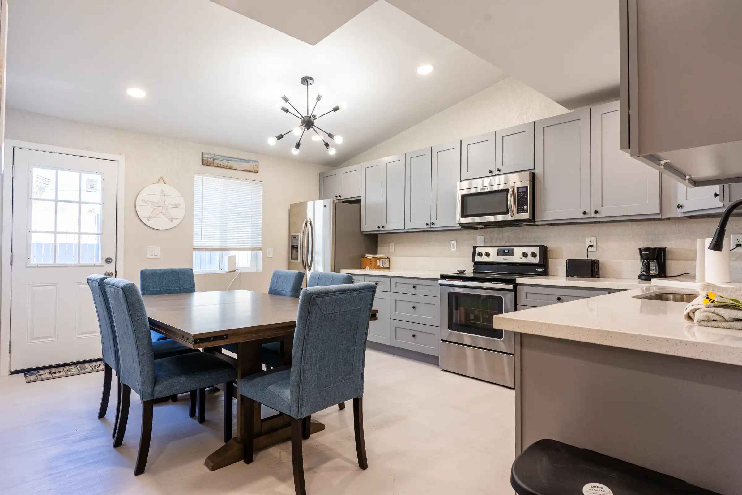 Room for Rent Near Downtown Mesa 5